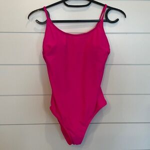 #0290 WOMEN’S NO BOUNDARIES HOT PINK ONE PIECE NEVER WORN SIZE: 7-9